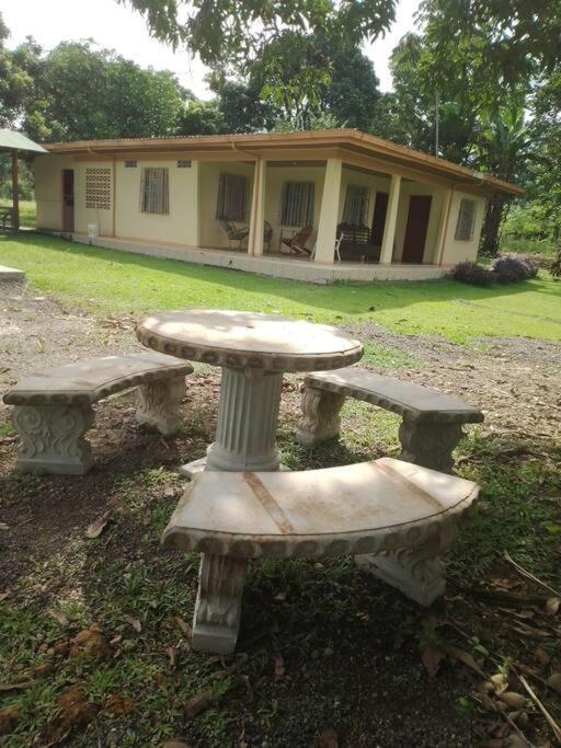 Casa Vacacional Lolita Villa La Fortuna Luaran gambar